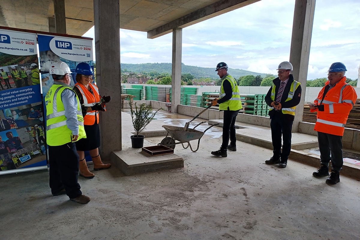 Integrated Health Projects Tops out on the frame of the East Sussex Elective Care Centre, Eastbourne